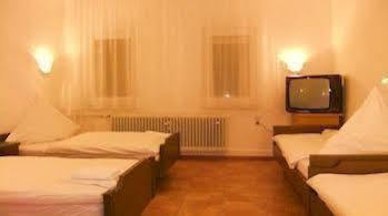 My Stuttgart-airport-messe Guest house Leinfelden-Echterdingen